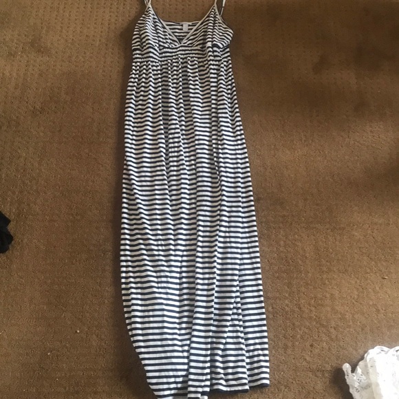 Old Navy Dresses & Skirts - Striped maxi